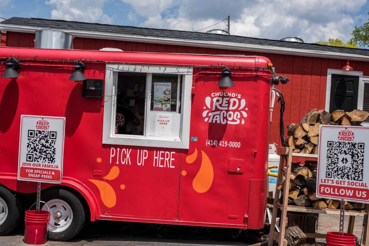 chucho's red tacos